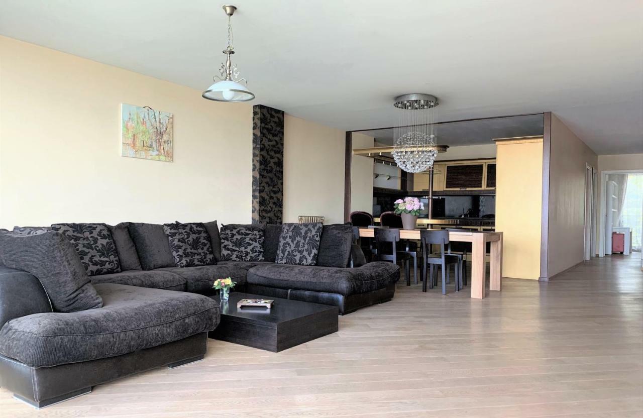 Winwinstay Superior Apartment By River Daugava Riga Bagian luar foto
