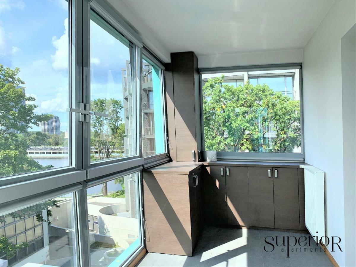 Winwinstay Superior Apartment By River Daugava Riga Bagian luar foto