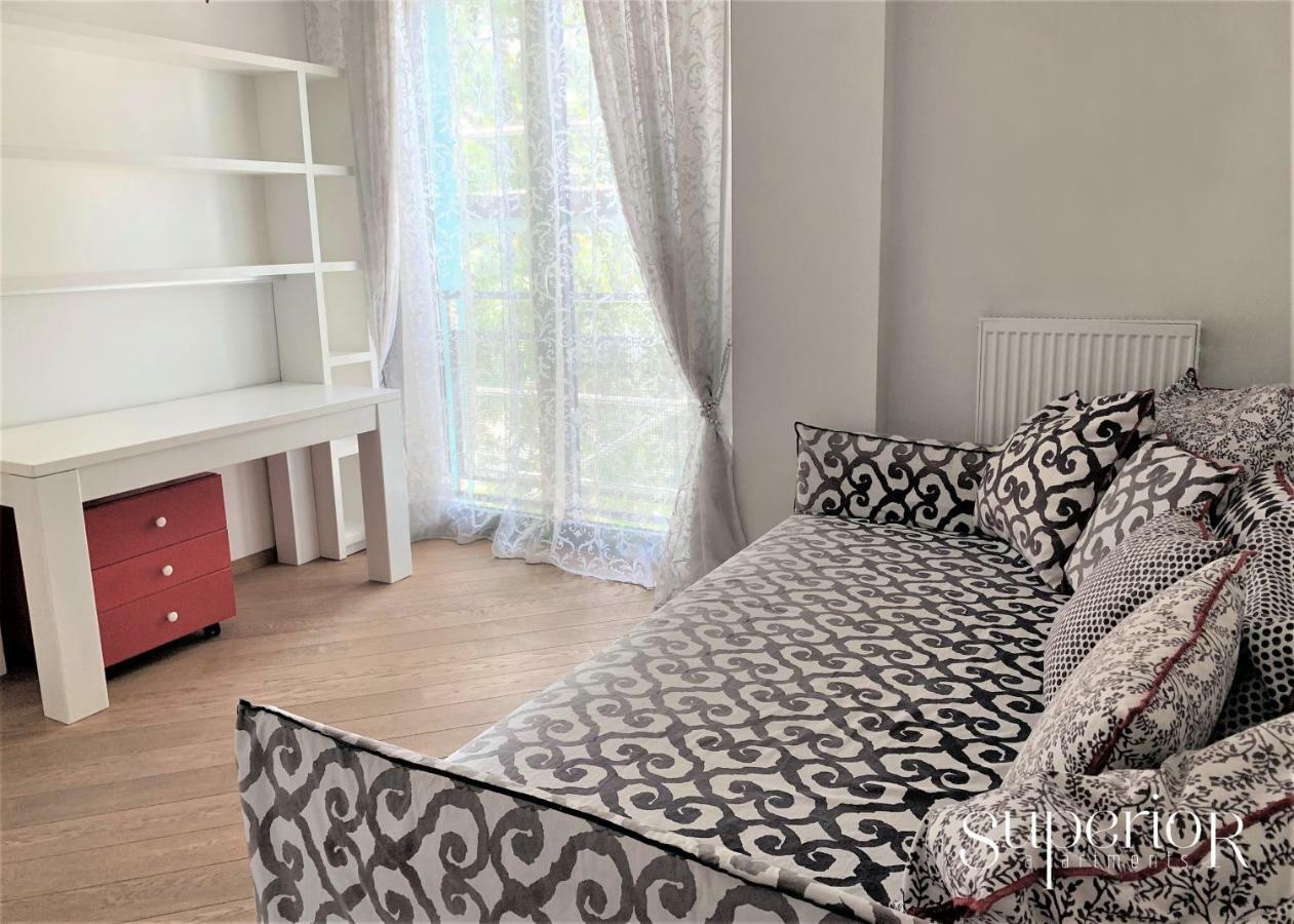 Winwinstay Superior Apartment By River Daugava Riga Bagian luar foto