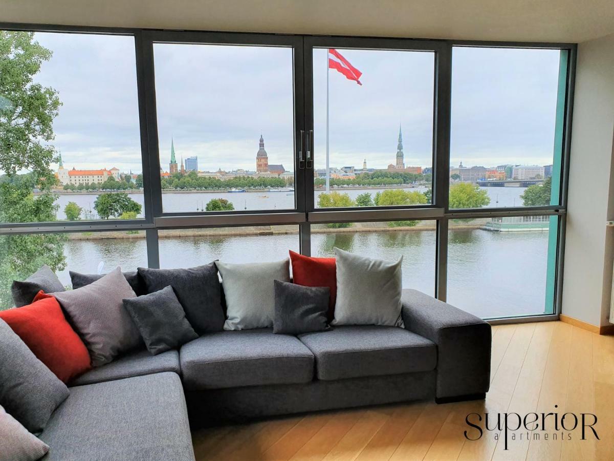 Winwinstay Superior Apartment By River Daugava Riga Bagian luar foto