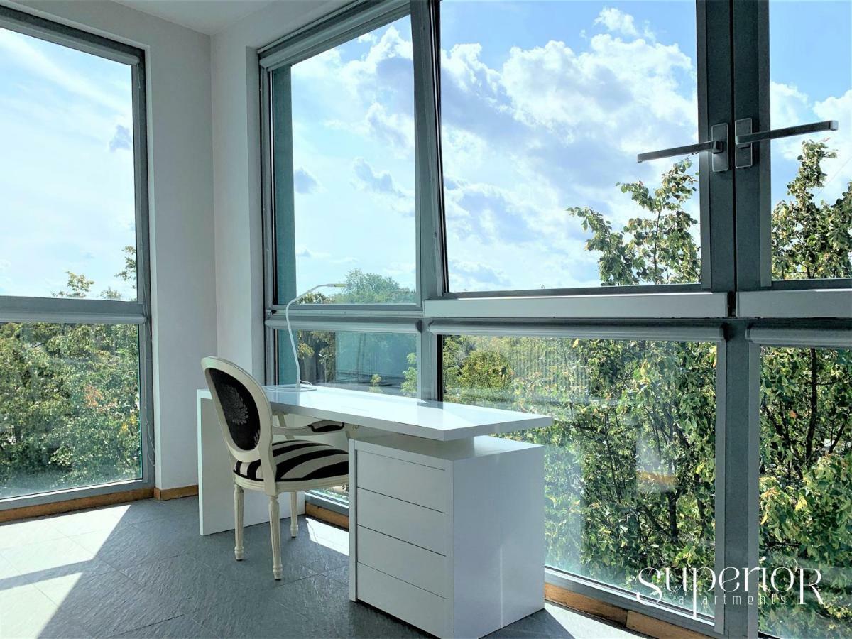 Winwinstay Superior Apartment By River Daugava Riga Bagian luar foto